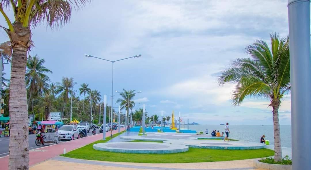 บ้านพิม Pran Buri Eksteriør billede
